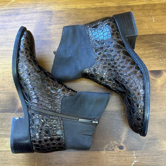 Donald J Pliner Zula Leather Croc Embossed Moto Boots Brown Size 8 M City Grunge - Picture 8 of 12